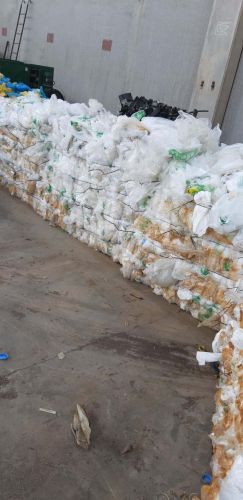 Ldpe in balles  13728